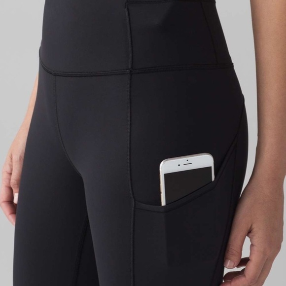 Lululemon Fast & Free Crop II *Nulux 19" - Sz 8 - Picture 2 of 5